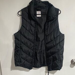 SO Black Quilted Puffer Vest